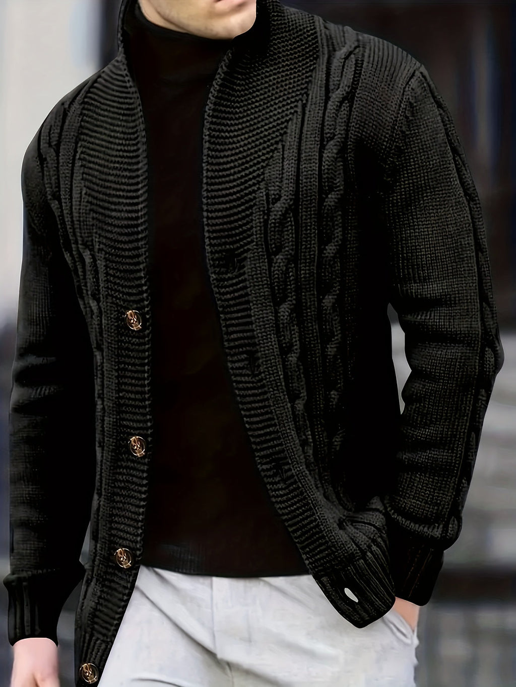 Women's Classic Cable-Knit Buttoned Cardigan – Black