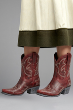 Women's Embroidered Pointed-Toe Cowboy Boots with Stacked Heel
