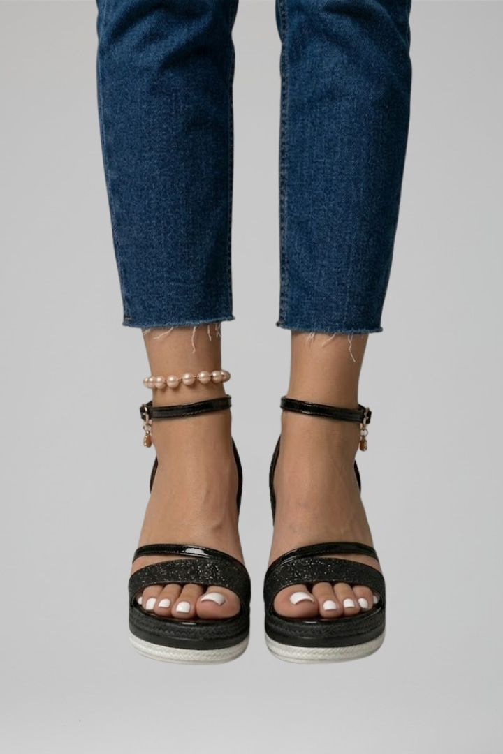 Women's Cushioned Slide Sandals with Arch Support