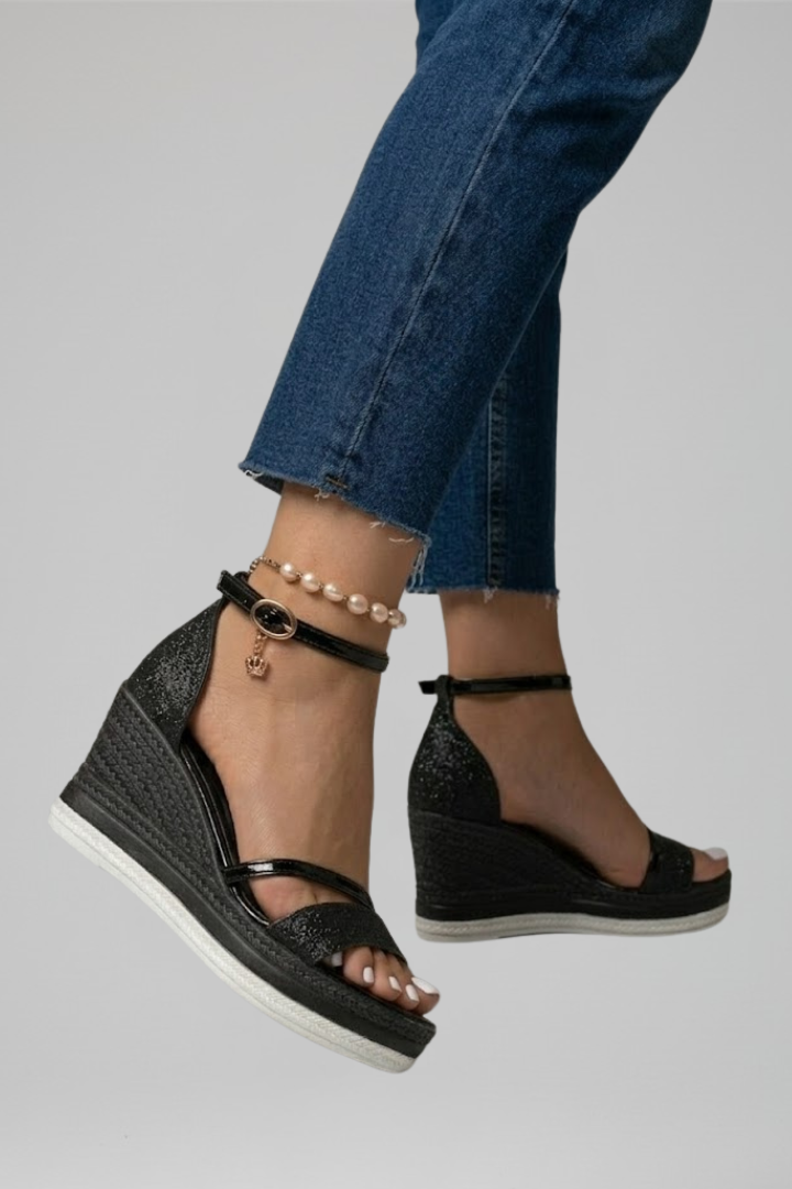 Women's Cushioned Slide Sandals with Arch Support