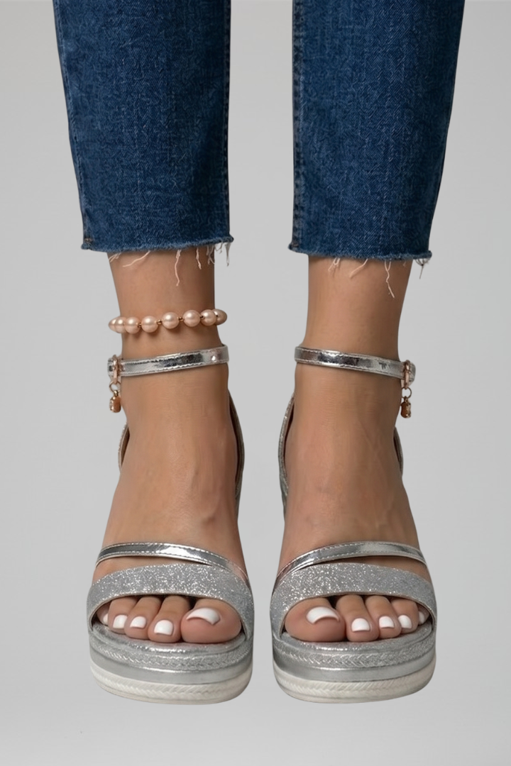 Women's Cushioned Slide Sandals with Arch Support – Silver