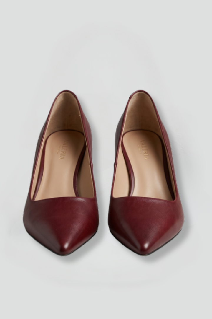 Women's Pointed-Toe Low-Heel Slip-On Court Shoes – Reddish Brown
