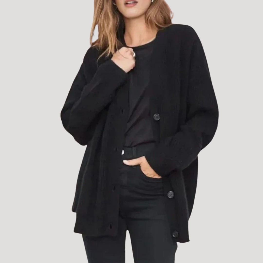 Women's Chunky Knit Oversized V-Neck Button-Front Cardigan – Black